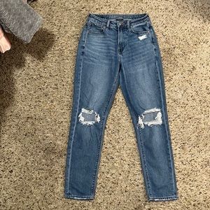 American Eagle | Size 0 | Dark wash | Blue jean | Knee Rips |